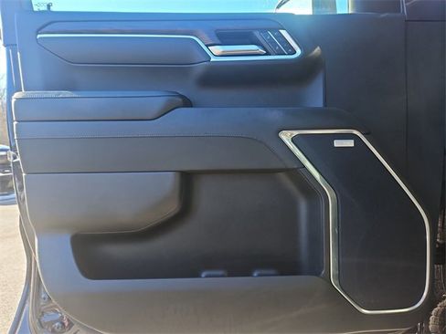 Used 2023 GMC Sierra 1500 SLT w/ SLT Convenience Package image 22