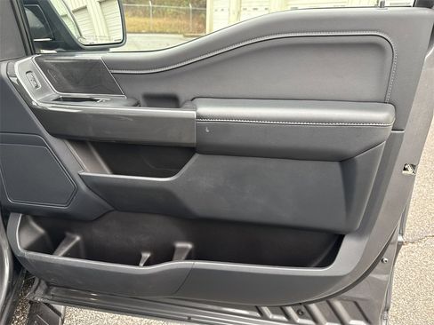 Used 2022 Ford F150 XLT w/ Equipment Group 302A High image 15