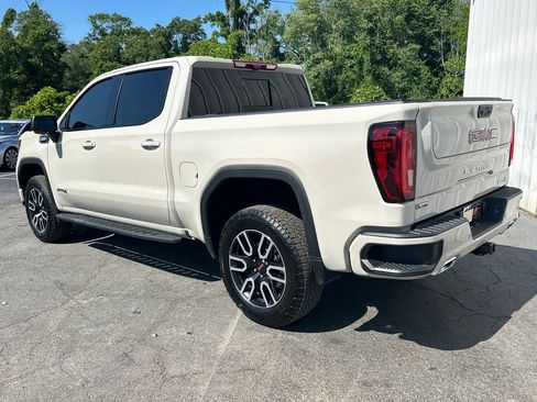 Used 2026 GMC Sierra 1500 AT4 w/ AT4 Premium Package AWD/4WD image 8