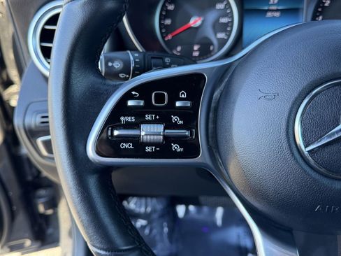 Used 2022 Mercedes-Benz GLC 300 4MATIC image 23