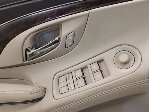 Used 2014 Buick LaCrosse Premium image 26