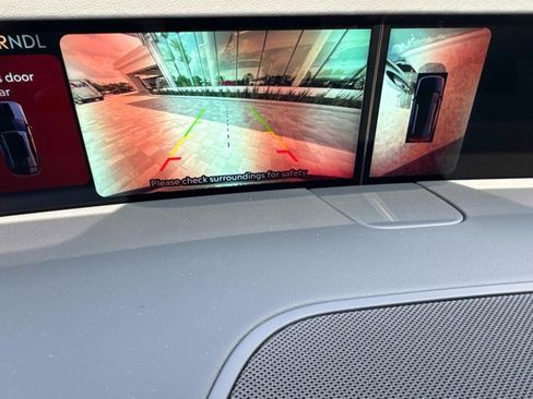 New 2025 Lincoln Nautilus Premier w/ Equipment Group 102A image 32