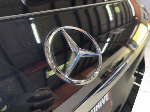 Used 2021 Mercedes-Benz GLE 350 4MATIC image 19