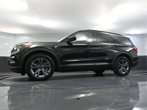 Used 2024 Ford Explorer XLT w/ XLT Sport Appearance Package image 68