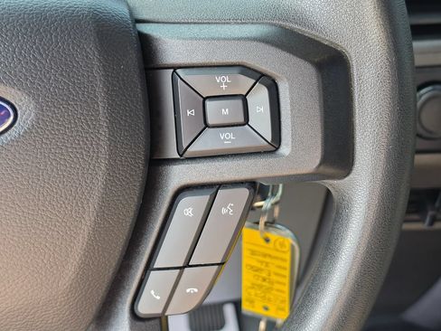Used 2022 Ford F250 XL w/ Power Equipment Group AWD/4WD image 19
