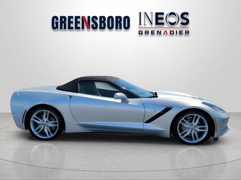Used 2019 Chevrolet Corvette Stingray Convertible w/ 2LT Preferred Equipment Group RWD image 6