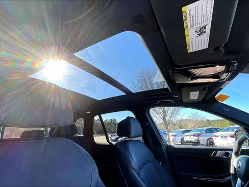 Used 2022 BMW X5 sDrive40i w/ Luxury Seating Package image 14