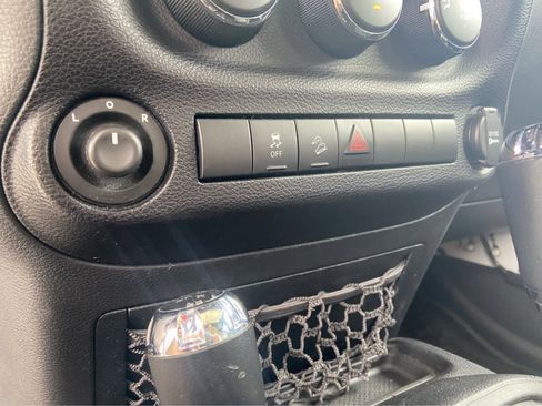 Used 2014 Jeep Wrangler Unlimited Sport AWD/4WD image 27