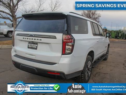 Used 2022 Chevrolet Suburban Z71 w/ Luxury Package image 8