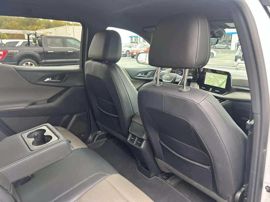 Used 2025 Chevrolet Equinox LT w/ Convenience Package II FWD image 34
