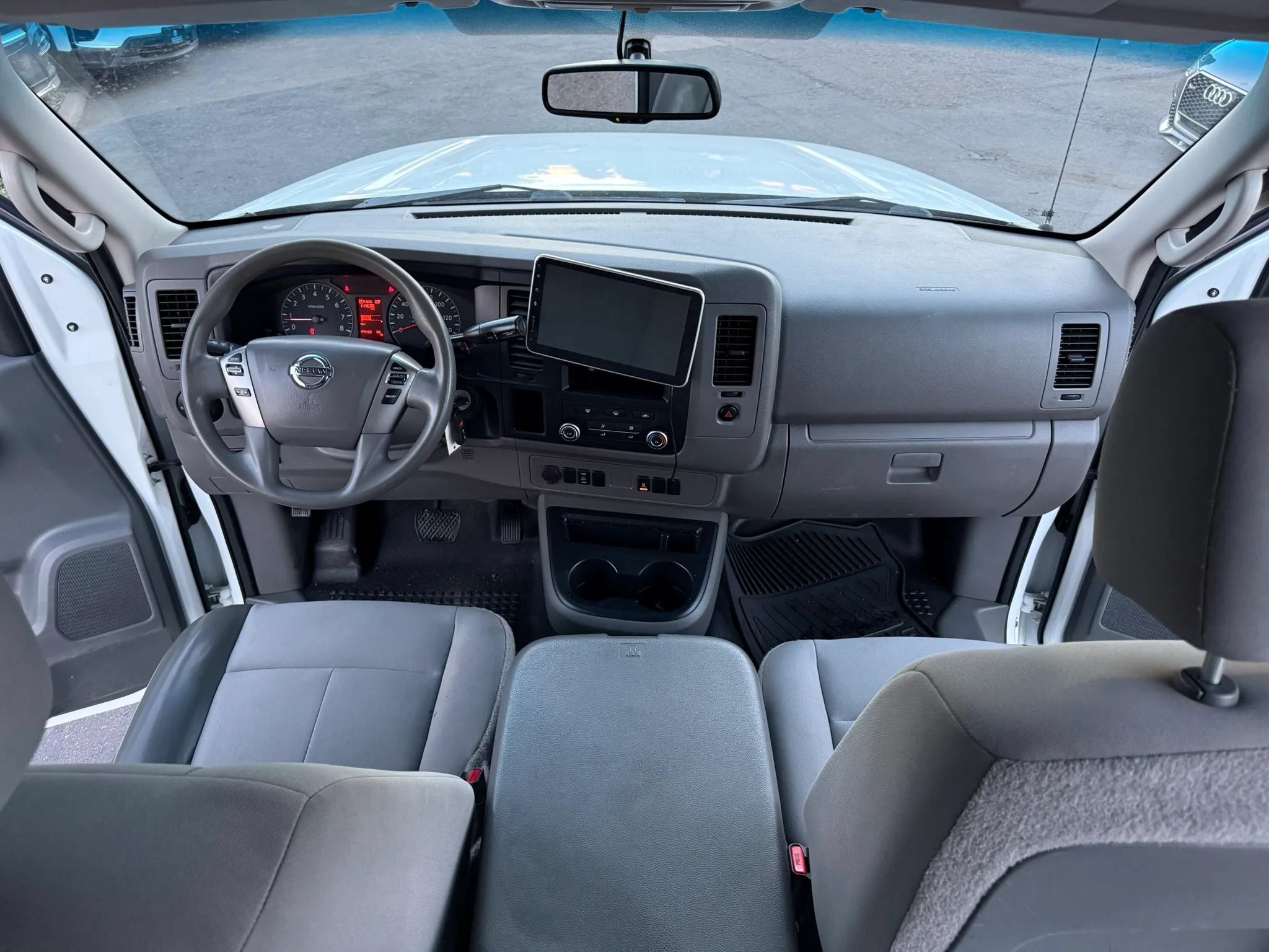 Used 2012 Nissan NV 2500 SV w/ Side Curtain Airbag Pkg RWD image 15