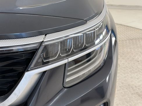 Used 2022 Kia Seltos SX w/ Sunroof Package AWD/4WD image 12