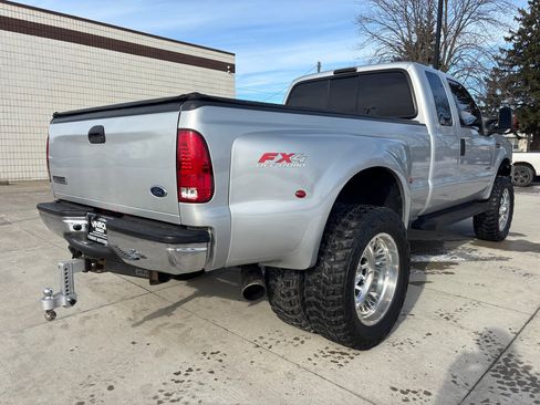 Used 2007 Ford F350 Lariat image 7