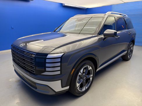 Used 2026 Hyundai Palisade Limited AWD/4WD image 4