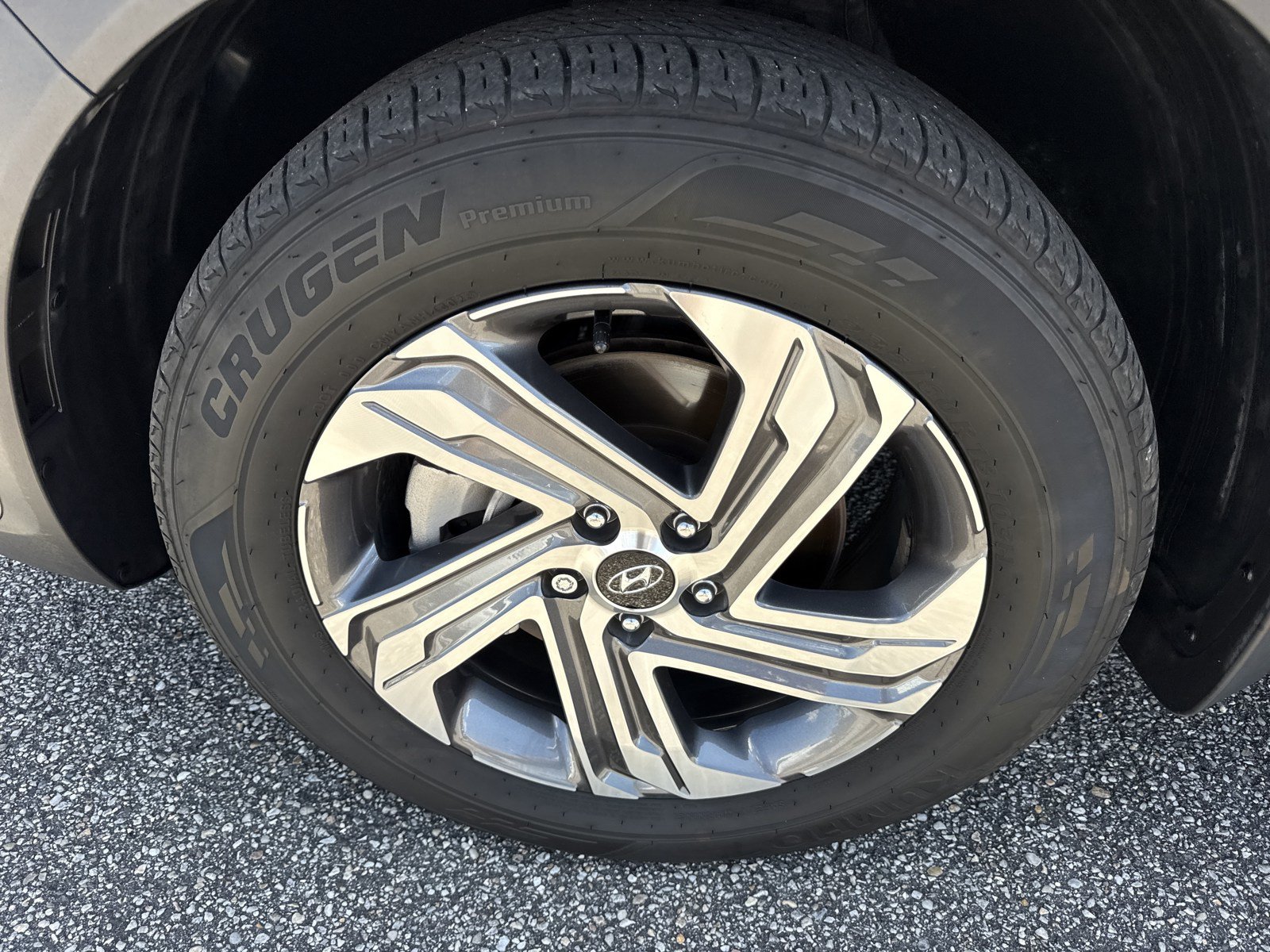 Certified 2023 Hyundai Santa Fe SEL w/ Cargo Package FWD image 10