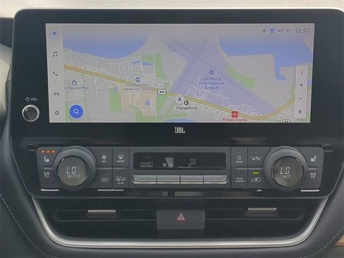 Used 2024 Toyota Grand Highlander Platinum image 17