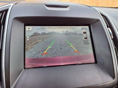 Used 2017 Ford Edge Titanium w/ Equipment Group 302A image 10