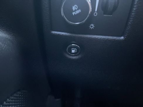 Used 2016 Jeep Grand Cherokee Limited 75th Anniversary image 27