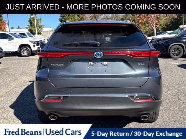 Used 2024 Toyota Venza XLE AWD/4WD image 7