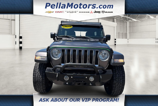 Used 2019 Jeep Wrangler Unlimited Sahara AWD/4WD image 7