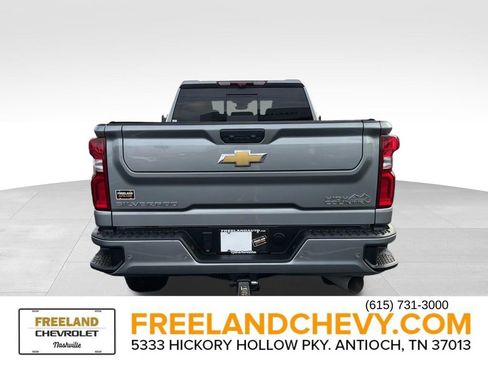 Used 2024 Chevrolet Silverado 2500 High Country w/ High Country Premium Package image 4