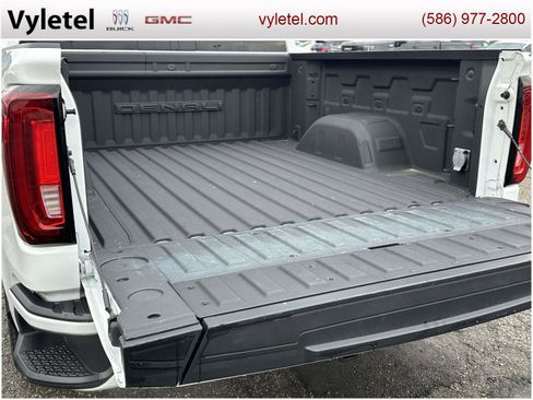 Used 2024 GMC Sierra 1500 Denali w/ Denali Reserve Package image 11