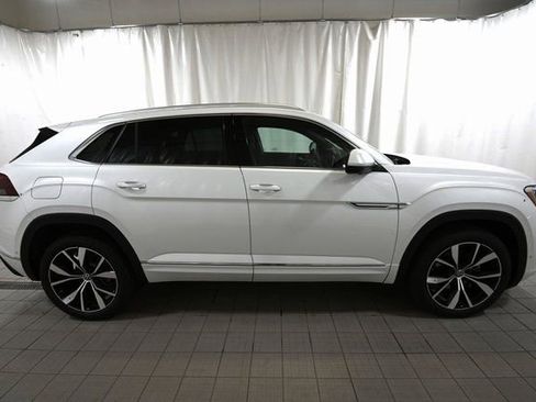 New 2026 Volkswagen Atlas Cross Sport SEL Premium R-Line AWD/4WD image 14