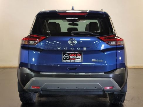 Used 2021 Nissan Rogue SV w/ Premium Package image 26