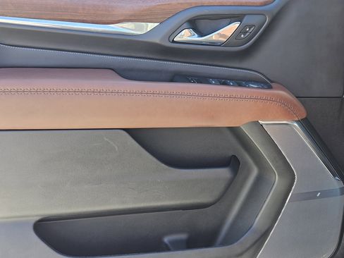 Used 2023 GMC Yukon XL Denali Ultimate image 25