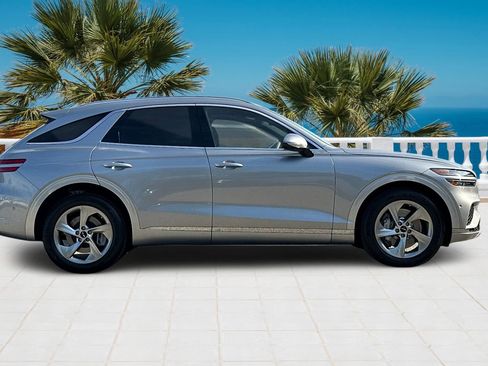 Used 2026 Genesis GV70 2.5T Advanced image 4