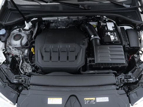 Certified 2024 Audi Q3 2.0T Premium AWD/4WD image 32