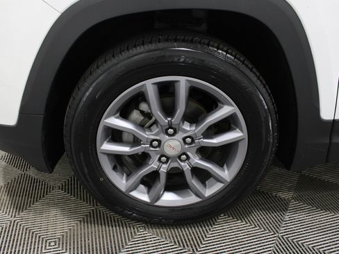 Used 2023 GMC Terrain SLT AWD/4WD image 37
