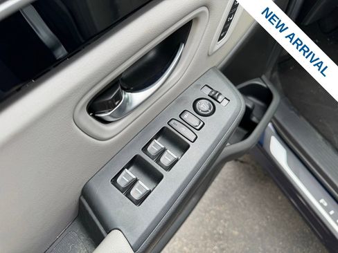 Used 2025 Honda Pilot Touring image 22