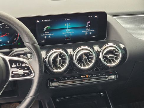 Used 2021 Mercedes-Benz GLA 250 4MATIC image 15