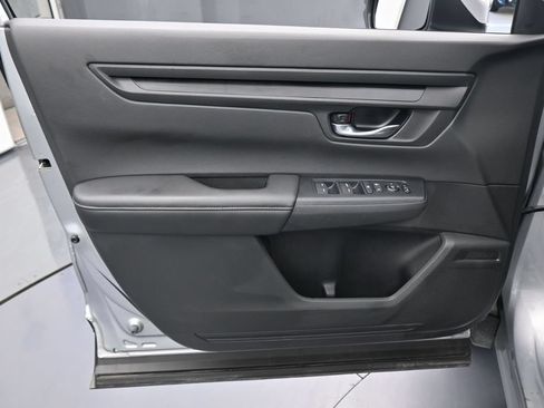 Used 2026 Honda CR-V LX image 12
