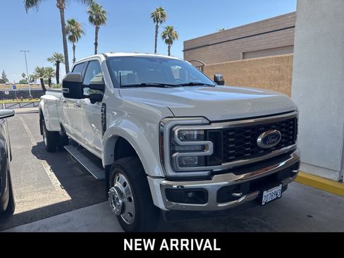 Used 2024 Ford F450 Lariat w/ Lariat Ultimate Package AWD/4WD image 2