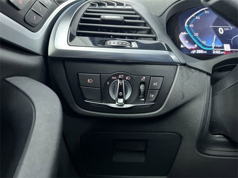 Used 2021 BMW X3 xDrive30e w/ Premium Package image 18