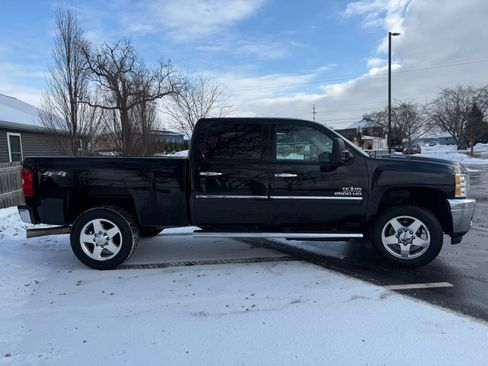 Used 2012 Chevrolet Silverado 2500 LT w/ Texas Edition image 3