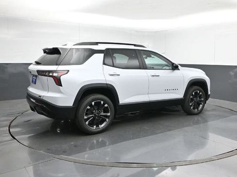 New 2026 Chevrolet Equinox RS image 5