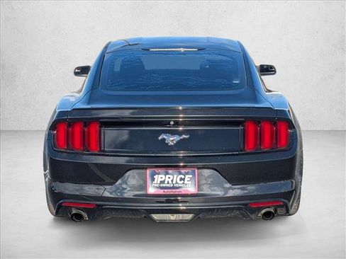 Used 2015 Ford Mustang EcoBoost image 7