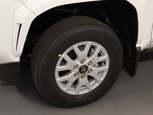 New 2025 Toyota Tacoma SR5 image 5