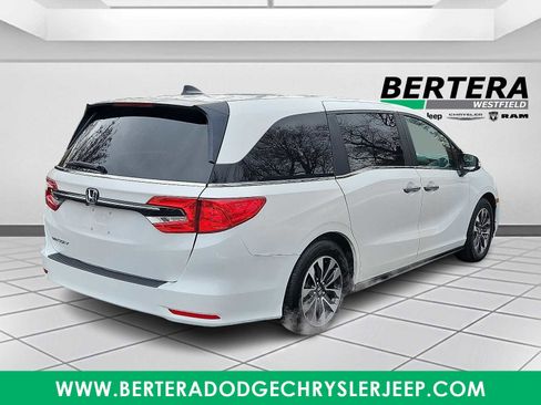 Used 2023 Honda Odyssey EX-L image 6