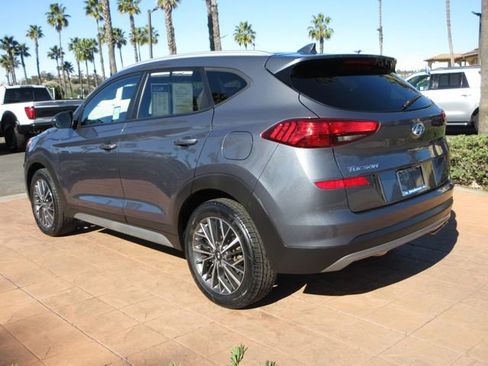 Used 2021 Hyundai Tucson SEL image 2