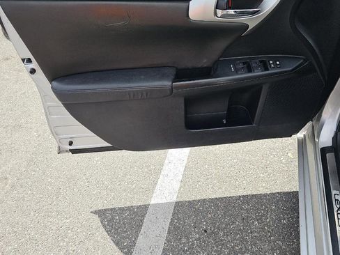 Used 2013 Lexus CT 200h w/ F Sport Pkg w/Nuluxe Trim image 9