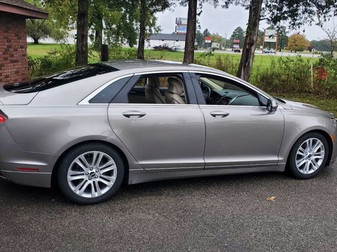 Used 2016 Lincoln MKZ Hybrid w/ Equipment Group 500A Select image 16