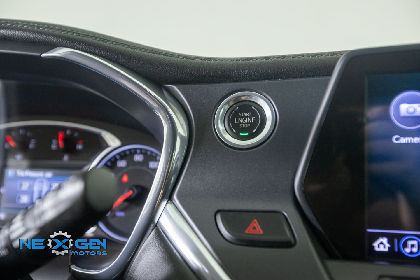 Used 2019 Chevrolet Blazer LT AWD/4WD image 21