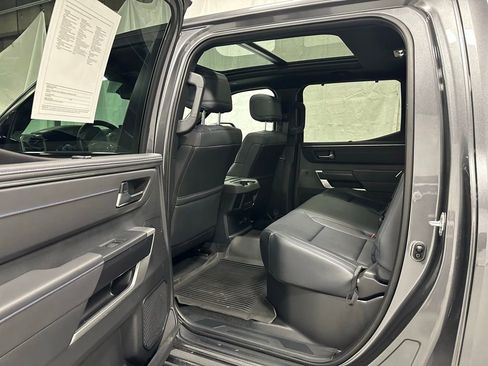 Used 2025 Toyota Tundra Platinum w/ TRD Off-Road Package AWD/4WD image 47