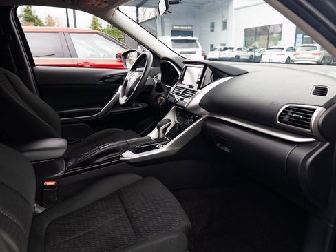 Used 2019 Mitsubishi Eclipse Cross ES image 25