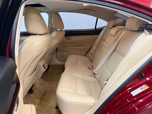 Used 2013 Lexus ES 350 w/ Premium Pkg FWD image 18
