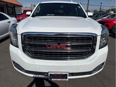 Used 2019 GMC Yukon XL SLT AWD/4WD image 3